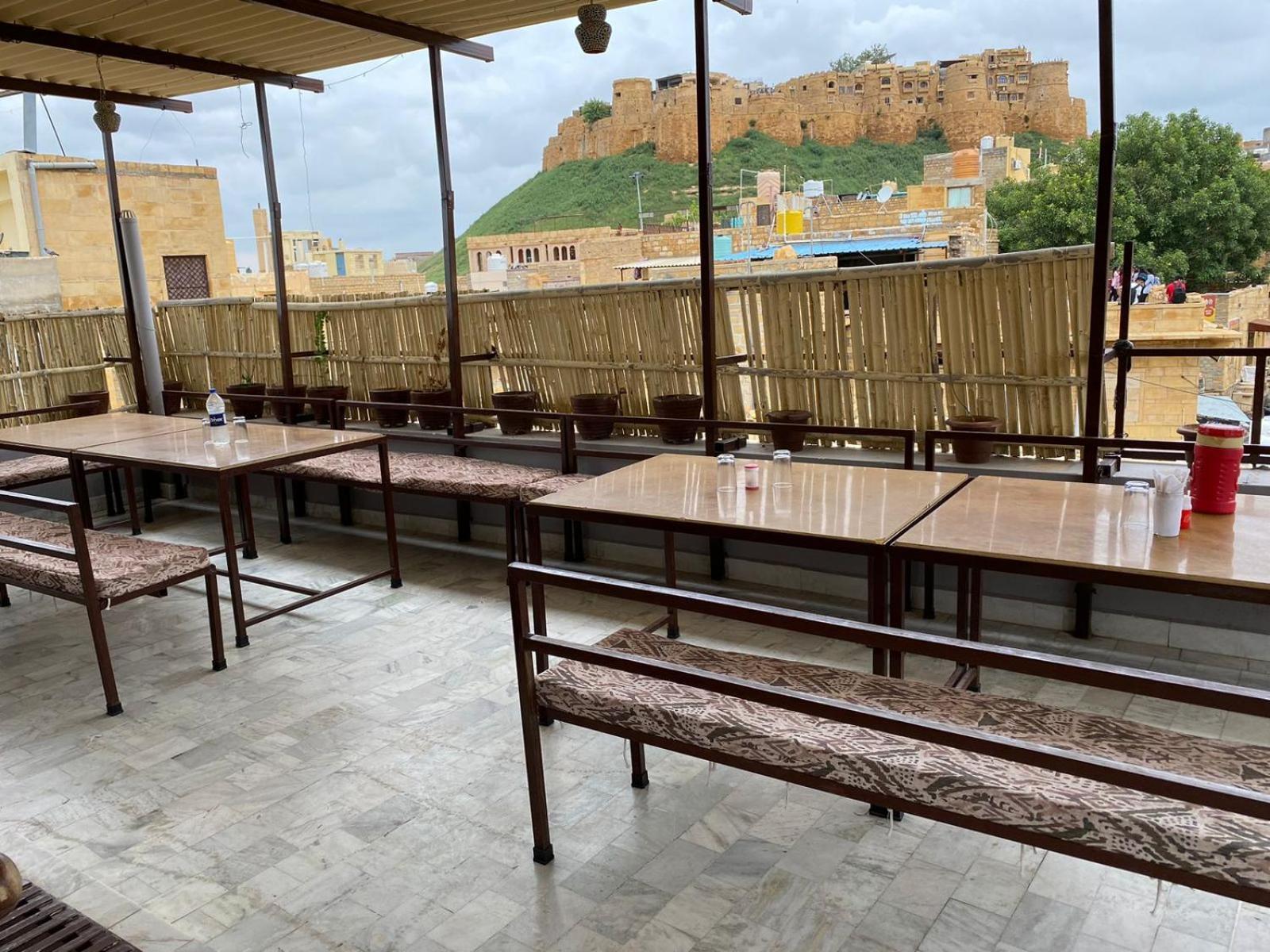 Hotel Hashim Dzsaiszalmer Kültér fotó